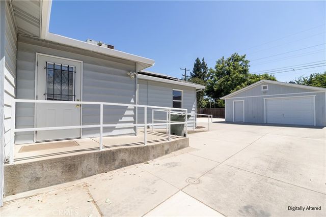 1860 Carol Avenue, Merced, CA 95341