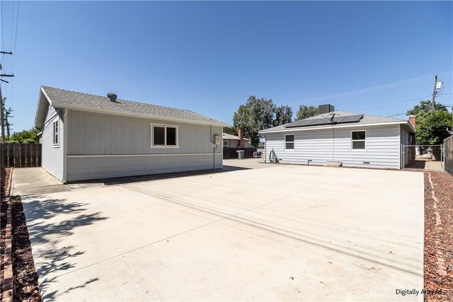 1860 Carol Avenue, Merced, CA 95341