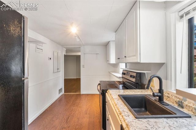 135 South Path, Manitou Springs, CO 80829