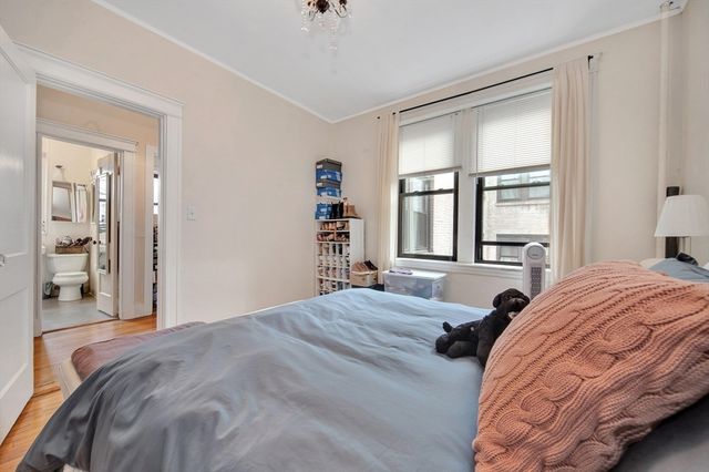 43 Glenville Ave 11, Boston, MA 02134