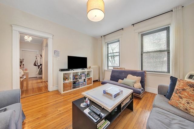 43 Glenville Ave 11, Boston, MA 02134