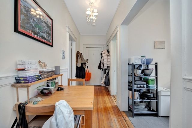 43 Glenville Ave 11, Boston, MA 02134