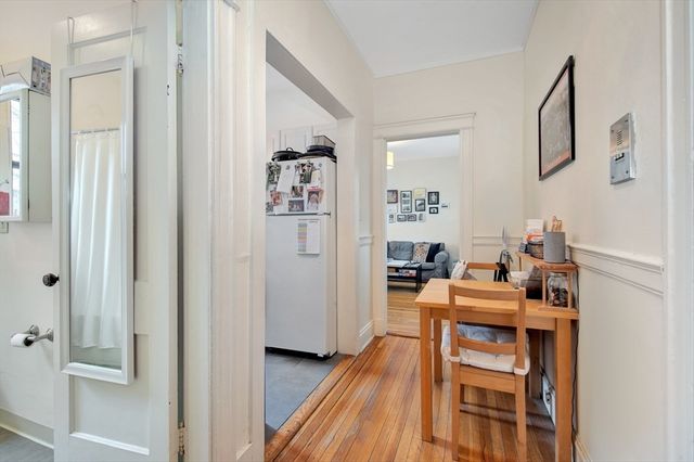 43 Glenville Ave 11, Boston, MA 02134