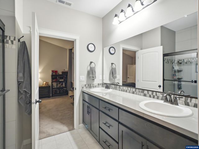 6284 NE Barker St, Albany, OR 97321