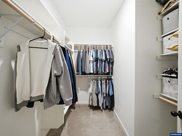 6284 NE Barker St, Albany, OR 97321