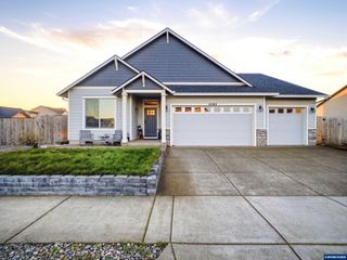 6284 NE Barker St, Albany, OR 97321
