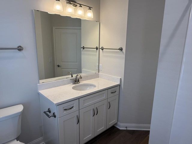 369 Evergreen LANE, Pewaukee, WI 53072
