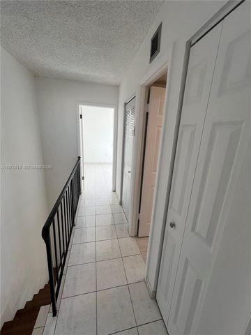 1165 W 38th Ter 35, Hialeah, FL 33012
