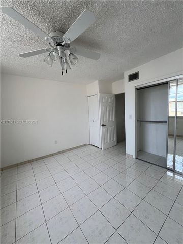 1165 W 38th Ter 35, Hialeah, FL 33012