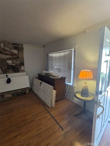 354 E Carson, Long Beach, CA 90807