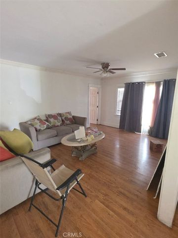 354 E Carson, Long Beach, CA 90807