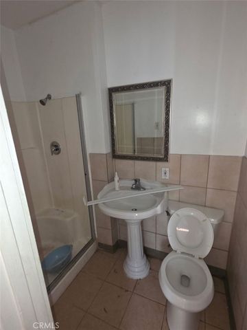 354 E Carson, Long Beach, CA 90807