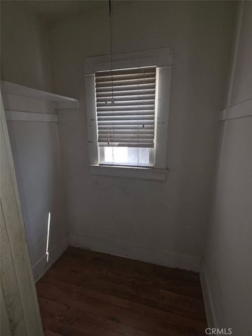 354 E Carson, Long Beach, CA 90807