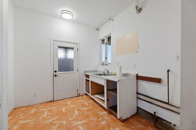 479 Dixon Road, Milpitas, CA 95035