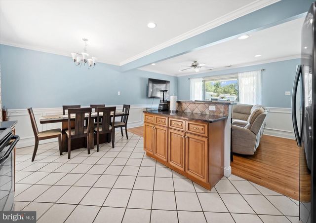 129 SCOTTFIELD DR, Newark, DE 19713