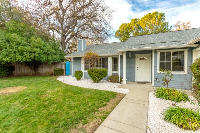 476 NW Aquamarine Way, Redding, CA 96003