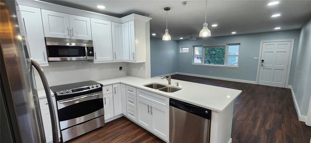 1105 CONNECTICUT ROAD, Tarpon Springs, FL 34689