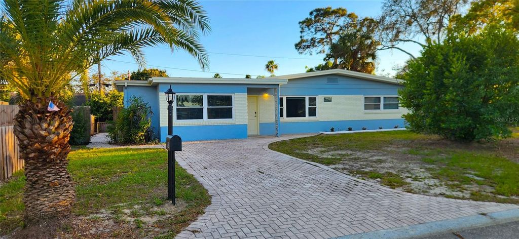 1105 CONNECTICUT ROAD, Tarpon Springs, FL 34689