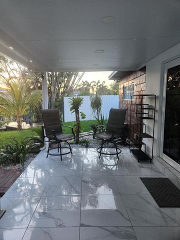 290 NW 92nd Avenue 1, Pembroke Pines, FL 33024