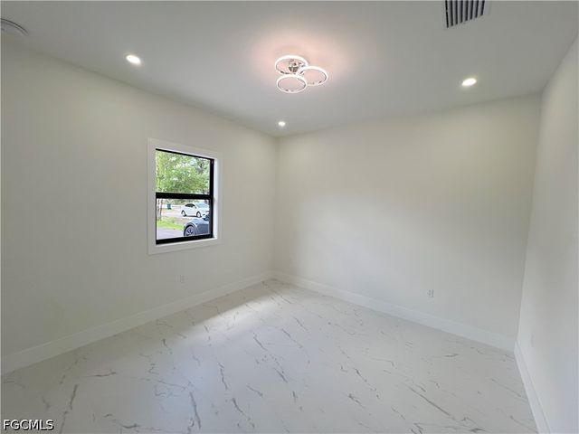 2657 2nd AVE SE, Naples, FL 34117
