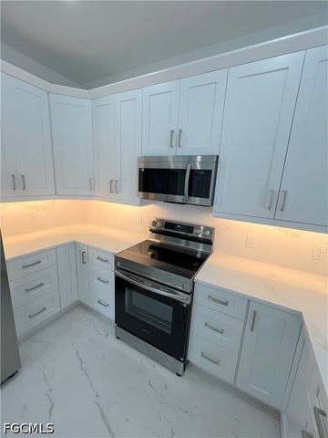 2657 2nd AVE SE, Naples, FL 34117