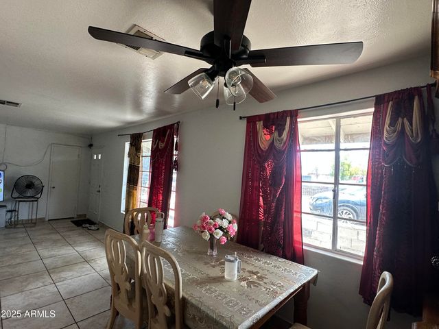 3117 W ROMA Avenue, Phoenix, AZ 85017
