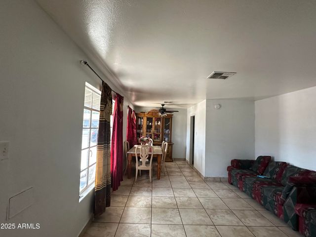 3117 W ROMA Avenue, Phoenix, AZ 85017