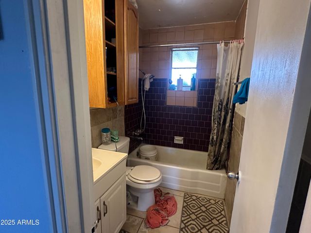 3117 W ROMA Avenue, Phoenix, AZ 85017