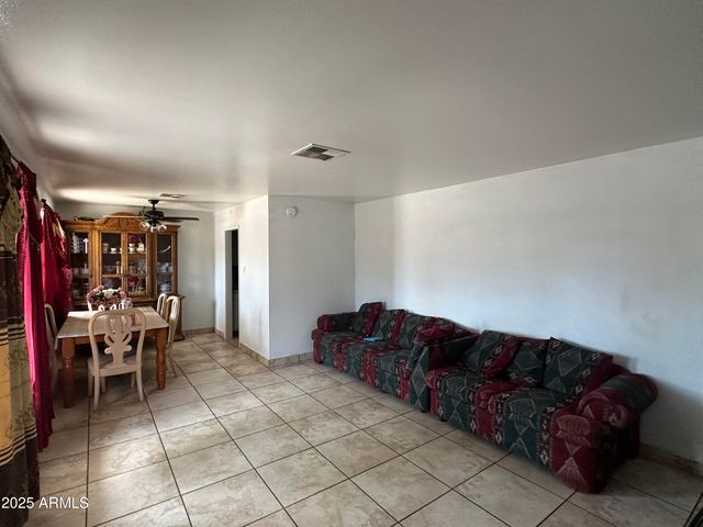 3117 W ROMA Avenue, Phoenix, AZ 85017