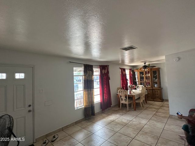 3117 W ROMA Avenue, Phoenix, AZ 85017