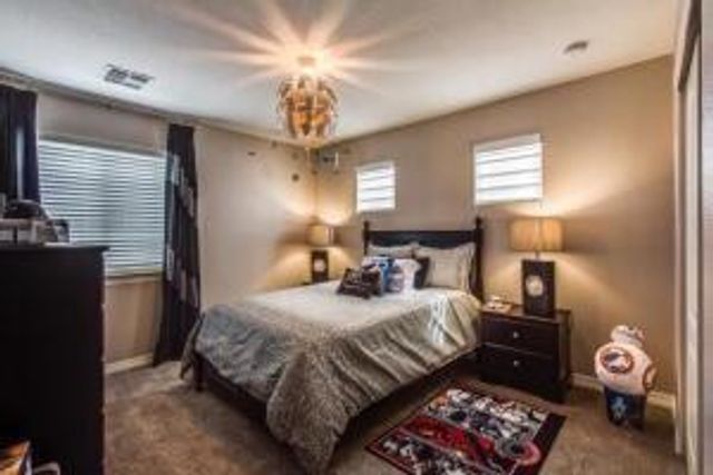 7364 Norte Portugal Lane, El Paso, TX 79934