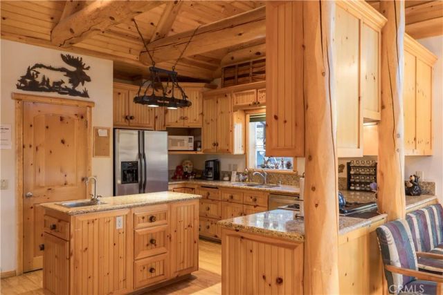 826 Boulder, Big Bear Lake, CA 92315