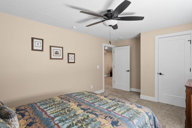 1311 Heights Court, Bettendorf, IA 52722