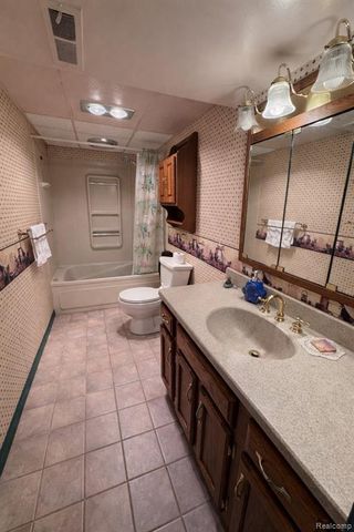 38984 Golfview Drive, Clinton Township, MI 48038