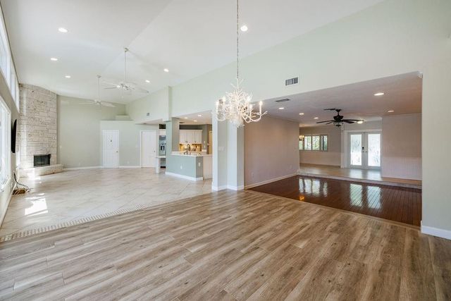 2432 NE 22nd Avenue, Lighthouse Point, FL 33064