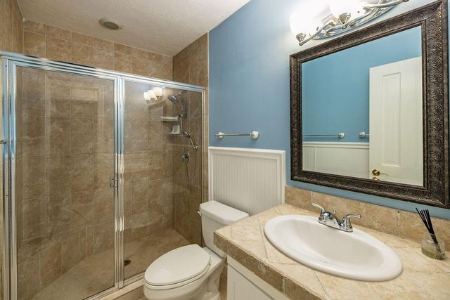 2432 NE 22nd Avenue, Lighthouse Point, FL 33064