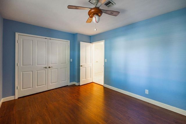 2432 NE 22nd Avenue, Lighthouse Point, FL 33064