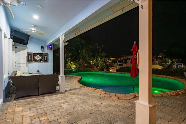 2432 NE 22nd Avenue, Lighthouse Point, FL 33064