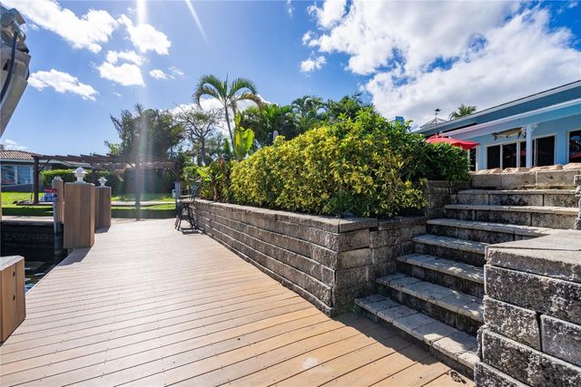 2432 NE 22nd Avenue, Lighthouse Point, FL 33064