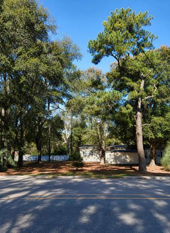 5808 Savannah Highway, Ravenel, SC 29470