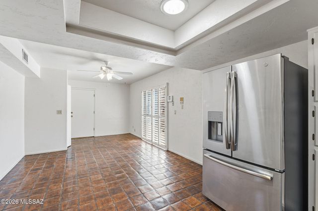 8585 N Via Tioga, Tucson, AZ 85704