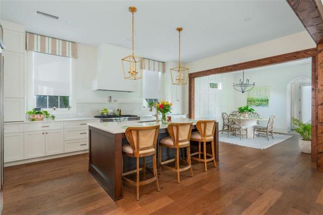 120 Emerson Court, Roswell, GA 30075