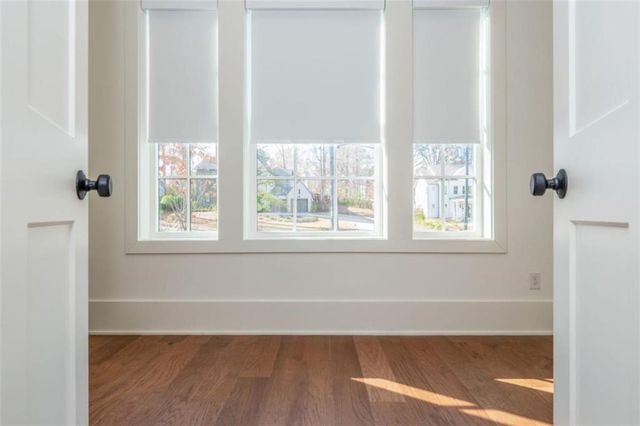 120 Emerson Court, Roswell, GA 30075