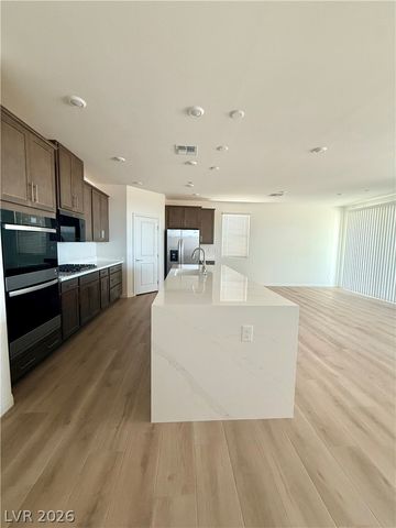 480 Clover Bar Lane, Las Vegas, NV 89138