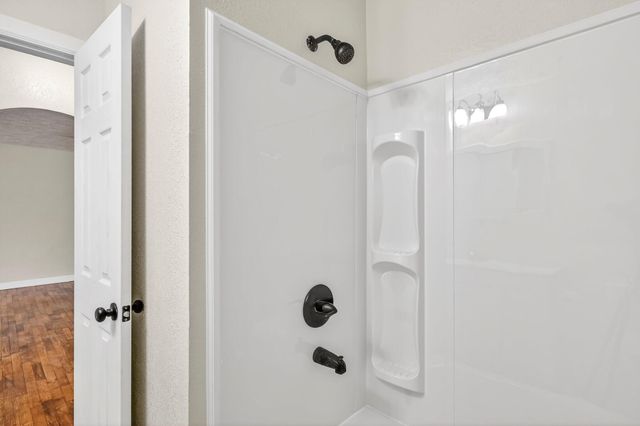 2326 W Nichols Street, Springfield, MO 65802