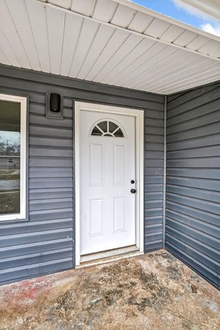 2326 W Nichols Street, Springfield, MO 65802