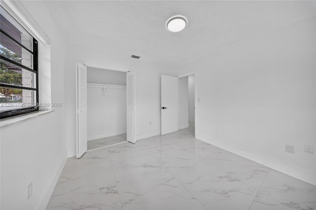 1055 NW 32nd Ct, Miami, FL 33125