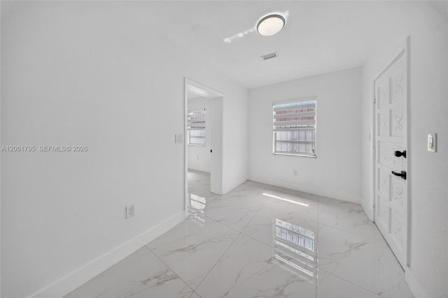 1055 NW 32nd Ct, Miami, FL 33125