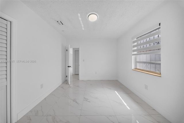 1055 NW 32nd Ct, Miami, FL 33125