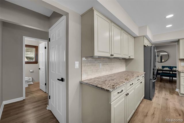 9447 Continental Drive, Taylor, MI 48180